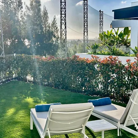 Апартаменты Modern Garden By Cabopino Golf
