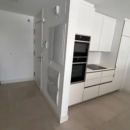 Modern Garden By Cabopino Golf Διαμέρισμα