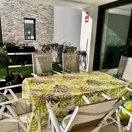 Modern Garden By Cabopino Golf * מארבלה