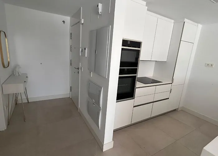 Modern Garden By Cabopino Golf Apartman